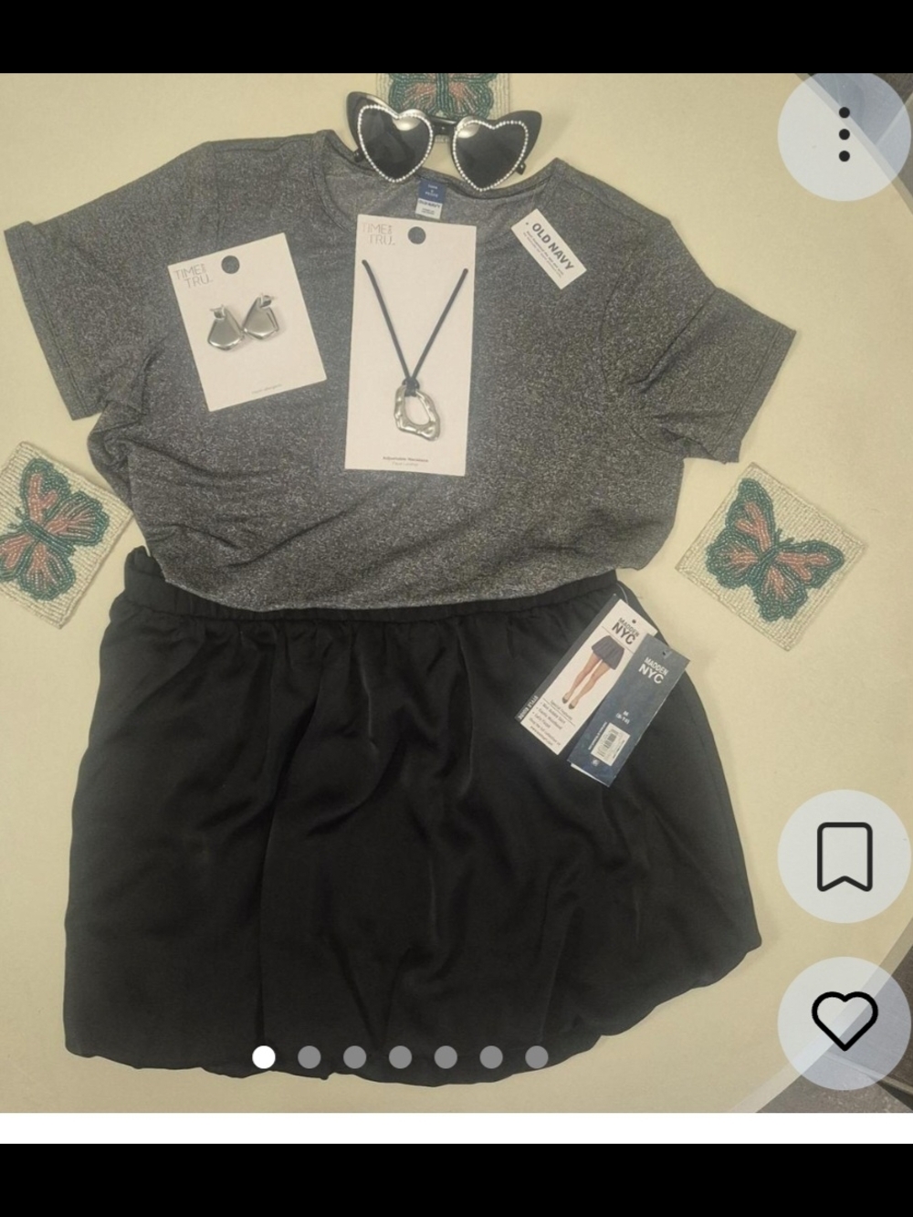 bundle Old Navy Metallic Gray Tee & Black Skirt Outfit